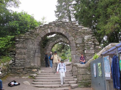 Входные ворота в монастырский город Глендалок